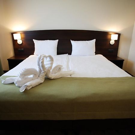 Aparthotel Travel Cracovie Extérieur photo