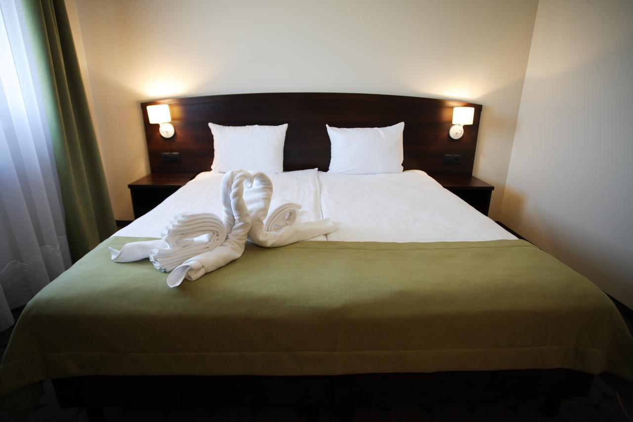 Aparthotel Travel Cracovie Extérieur photo